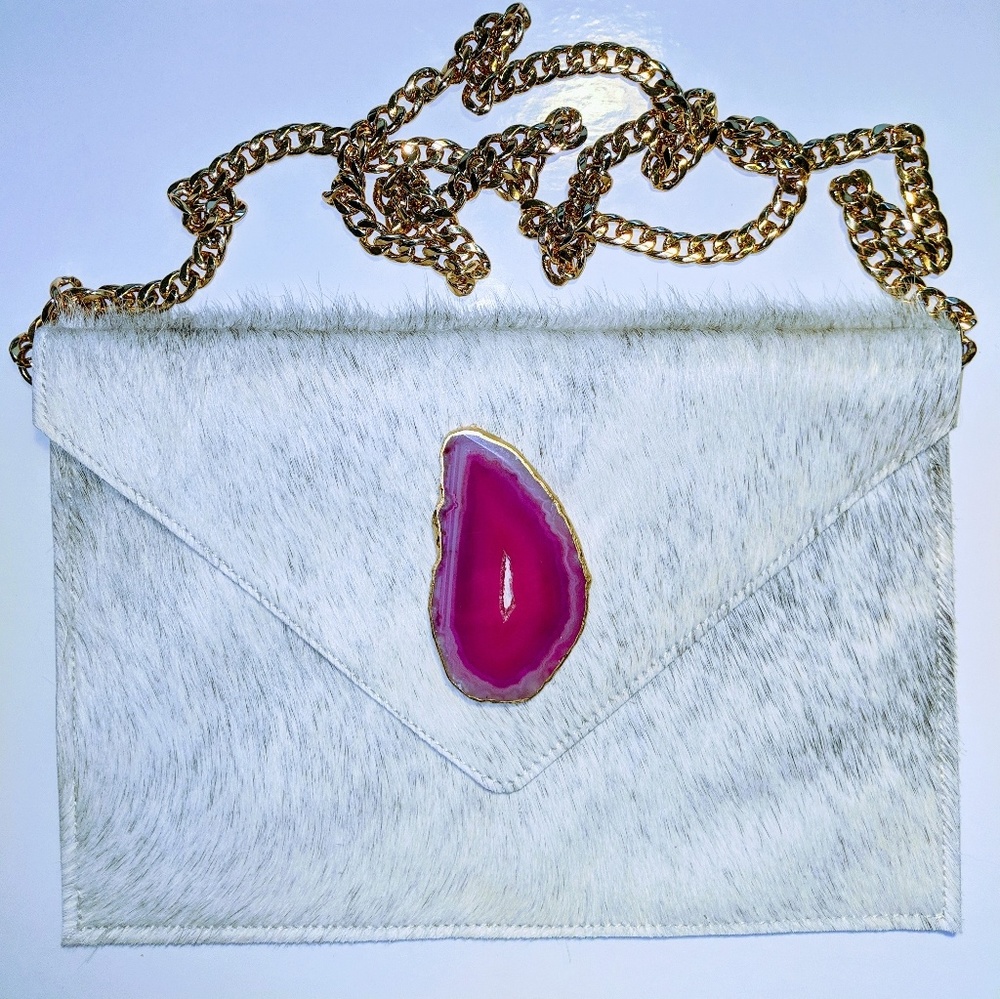 Hide clutch
